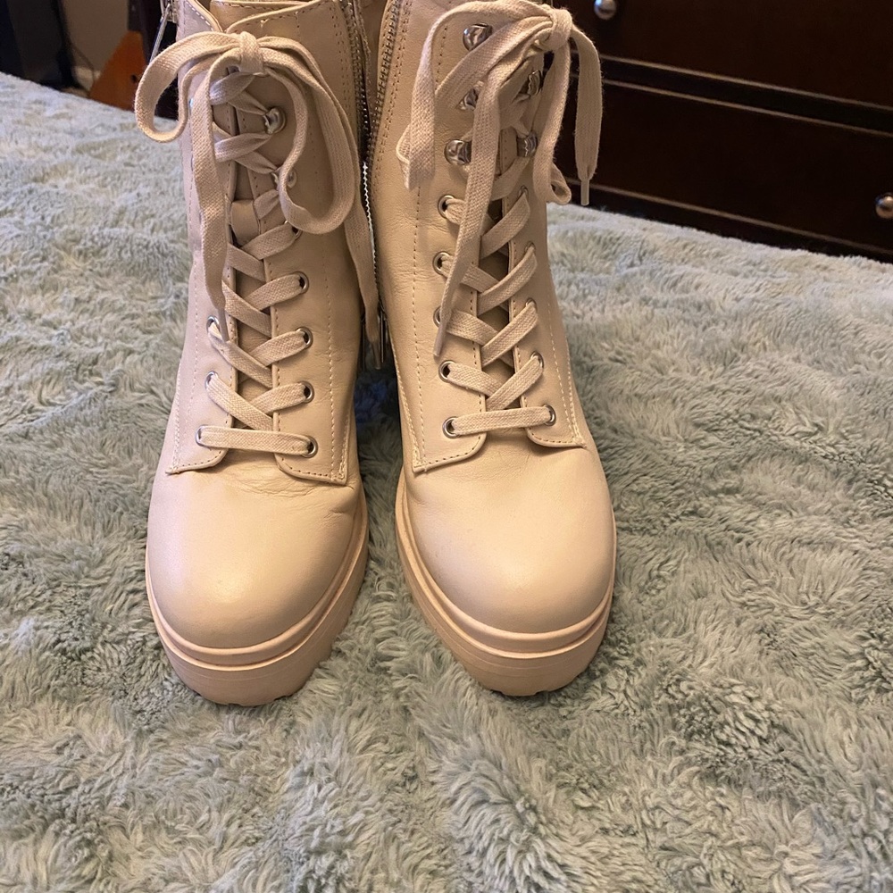 Steve Madden Jaydin studded boots. Never worn size 9 1/2